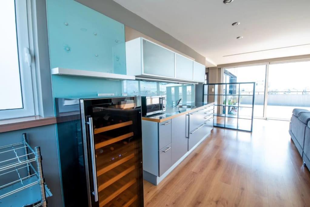 Apartamento Luxury Loft By Boy Patras Exterior foto